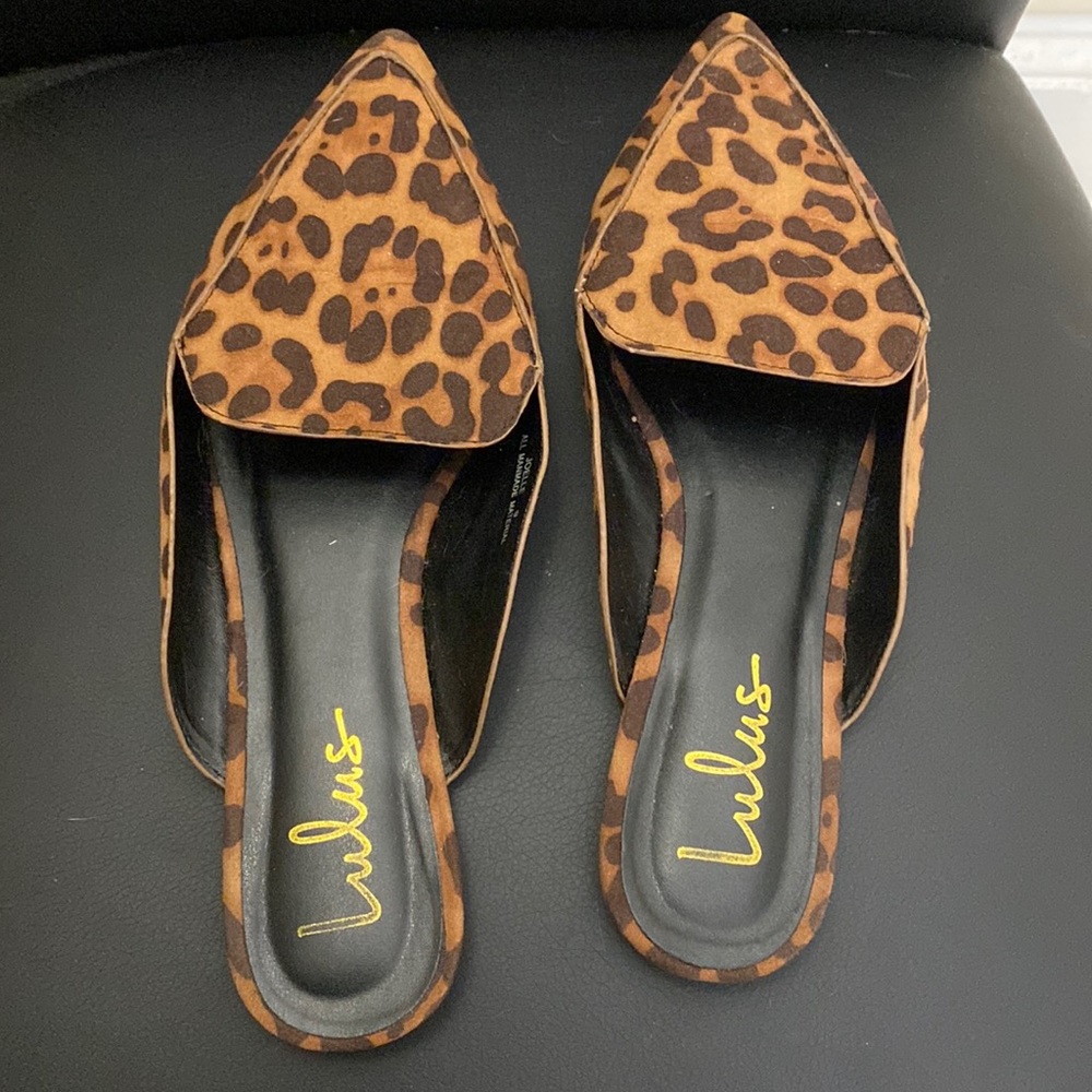 Lulus cheetah print mule flats